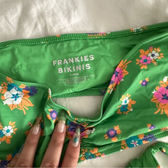 frankie’s bikinis green floral two piece SOLD TOGETHER NEVER WORN NO TAGS - Picture 4 of 6